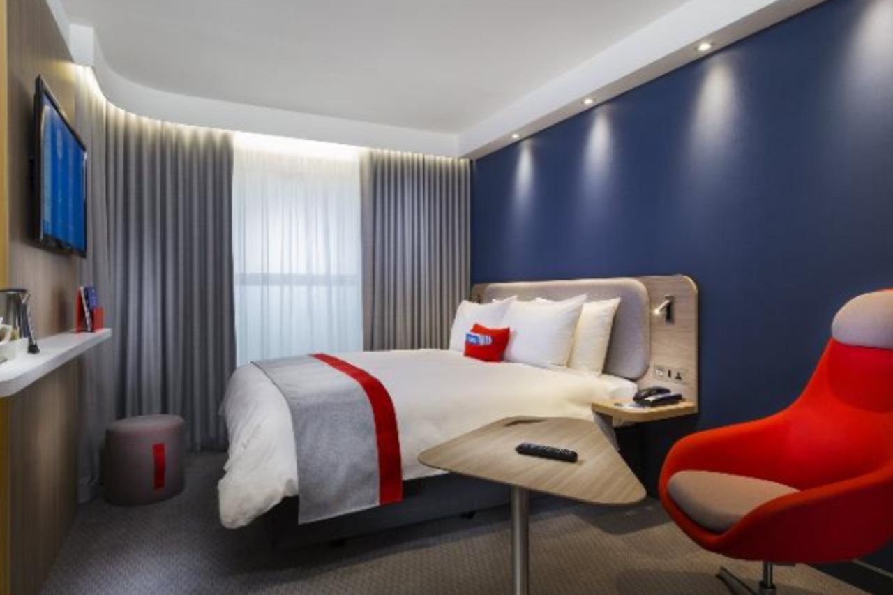 Holiday Inn Express Astana - Turan Екстер'єр фото
