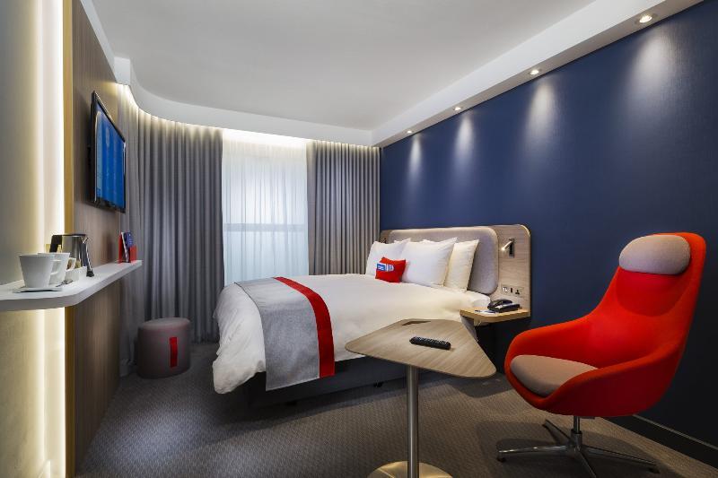Holiday Inn Express Astana - Turan Екстер'єр фото